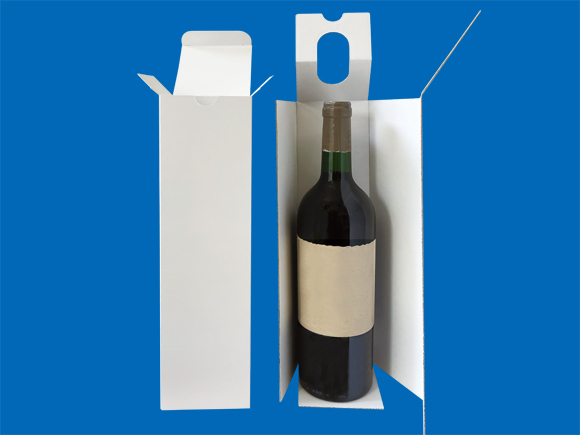外箱と内側の段ボール緩衝材が分かれているワインボトルパッケージ